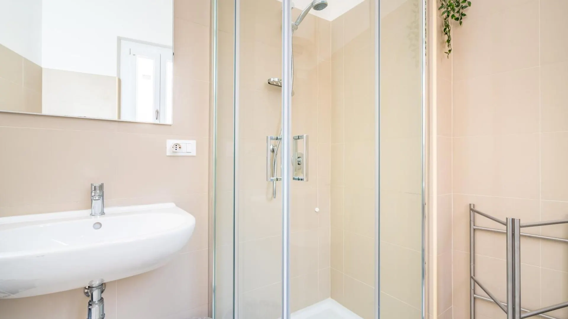 Ferienwohnung Stanze Victoria In Marina Cagliari