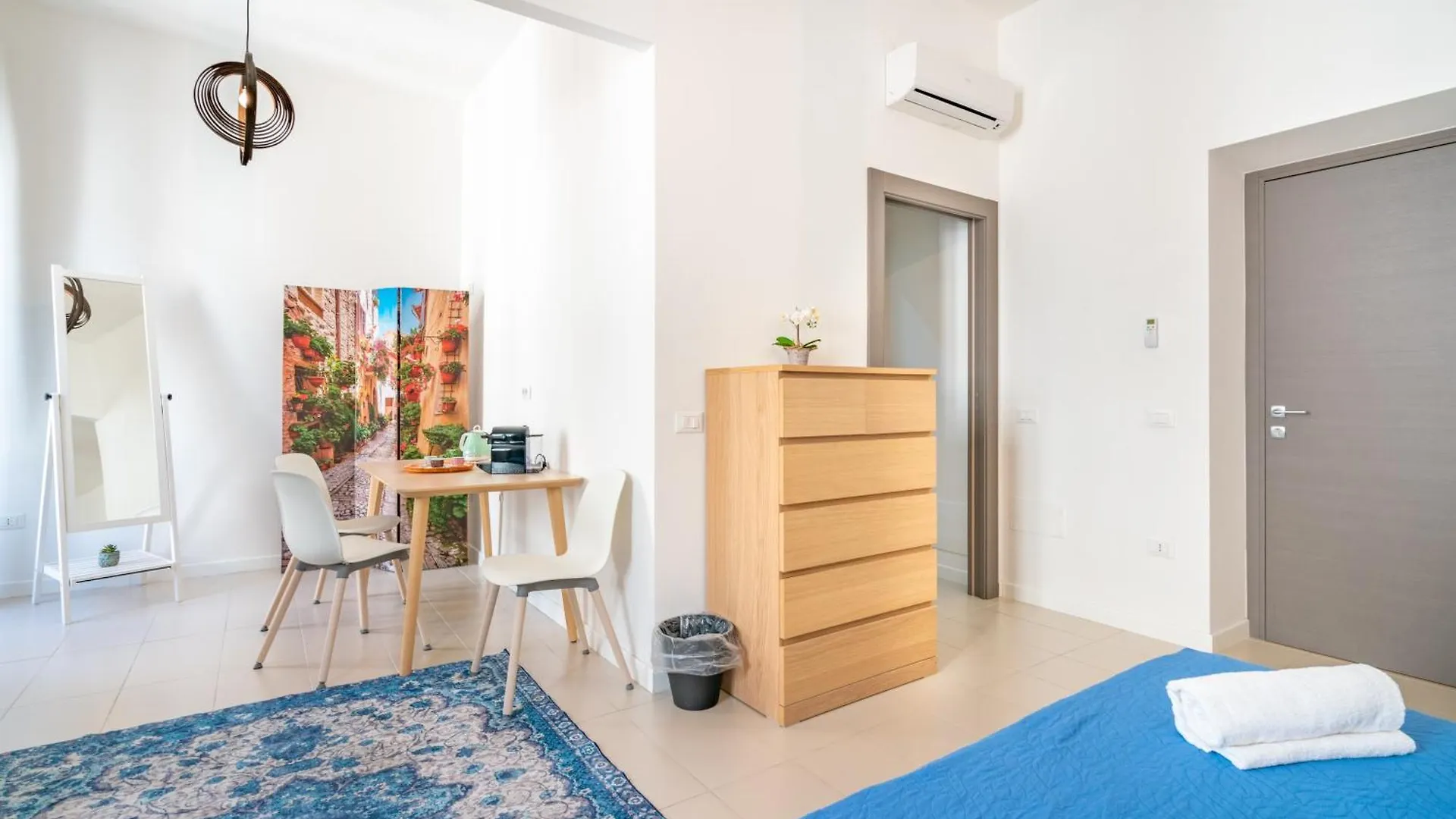 Ferienwohnung Stanze Victoria In Marina Cagliari Privatunterkunft