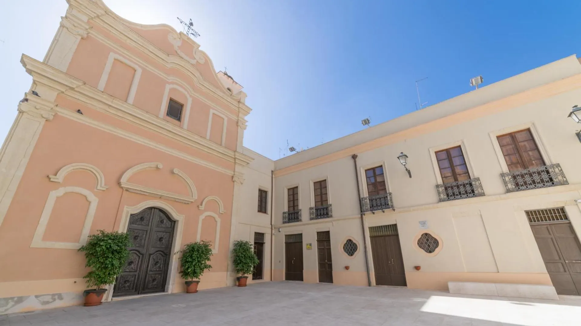 Homestay Stanze Victoria In Marina Apartment Cagliari Italy
